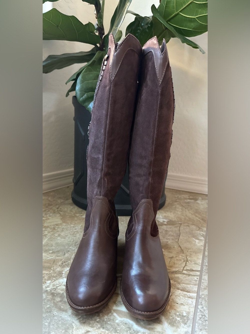NWOB Brioso Sedona Leather and Suede Women’s Boots Size 8